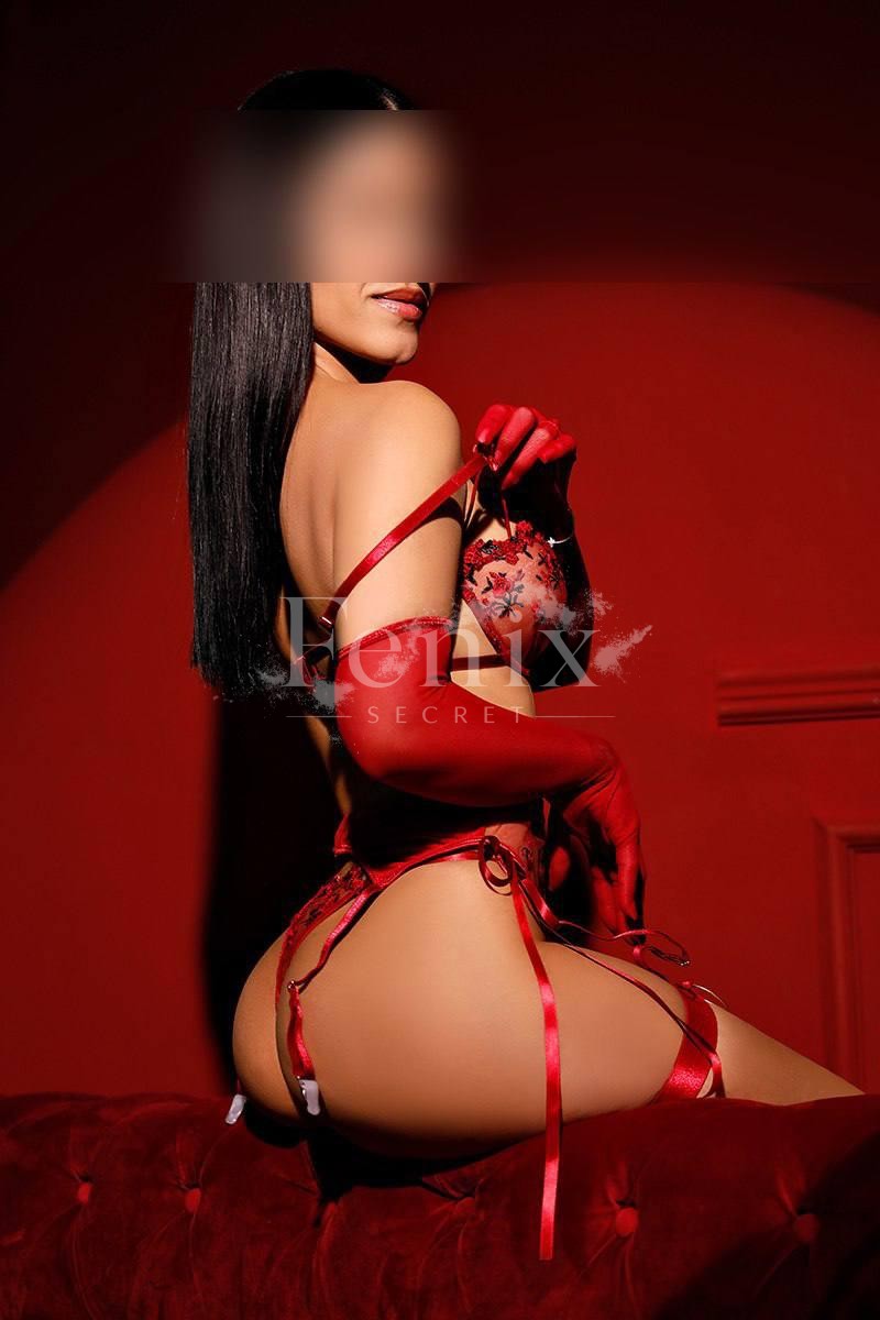 Noa — Escort de lujo en Madrid